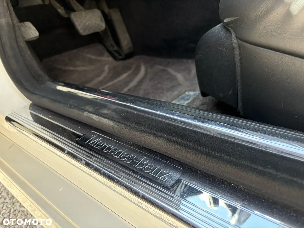 Mercedes-Benz CLS 500 - 28