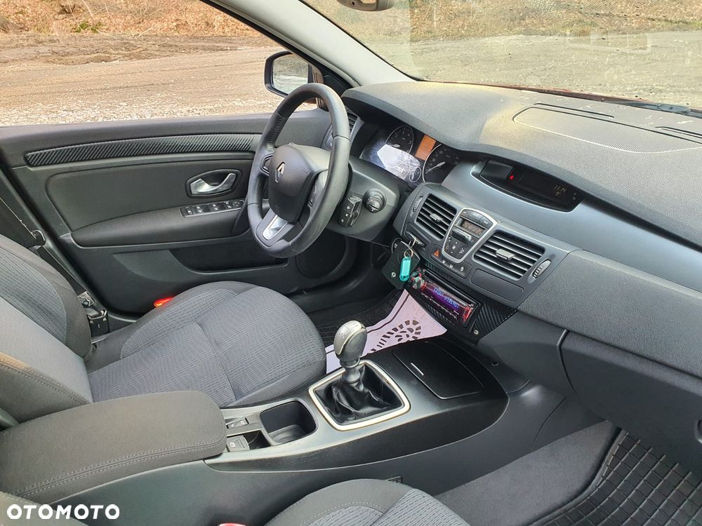 Renault Laguna 2.0 16V Expression - 9