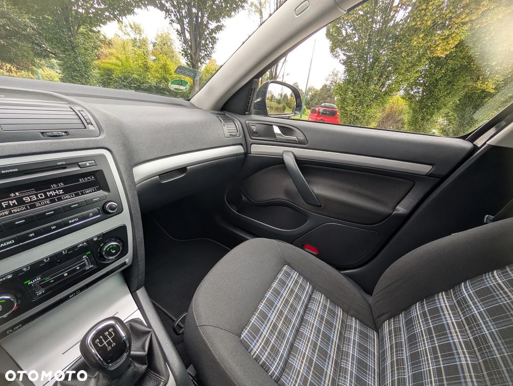 Skoda Octavia 1.6 TDI Elegance - 23