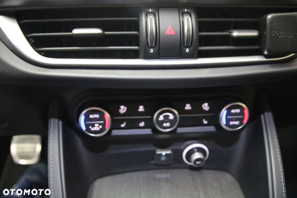 Alfa Romeo Stelvio 2.2 JTDM TI Q4 - 21