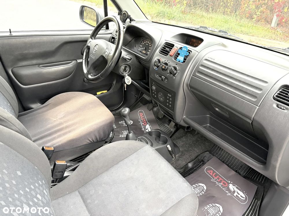 Opel Agila - 11