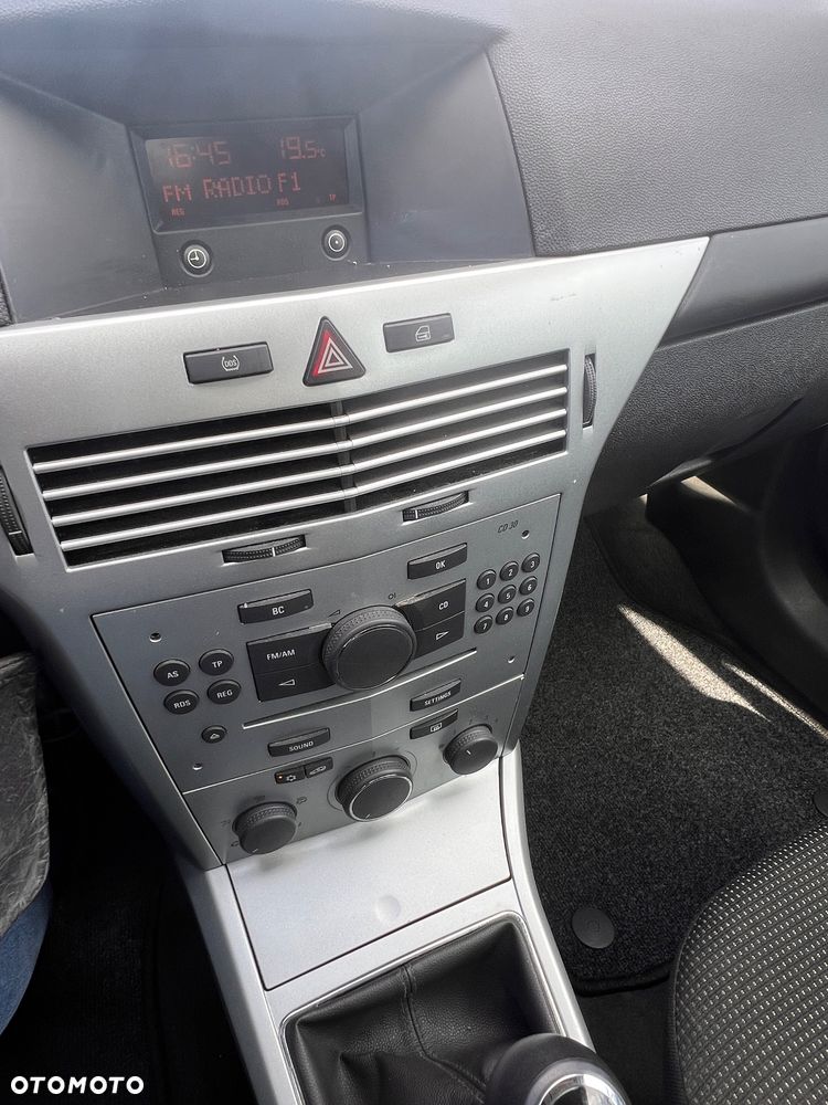 Opel Astra 1.6 - 16