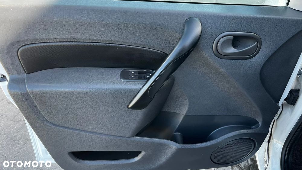 Renault Kangoo Maxi 33 (mit Batterie) - 26