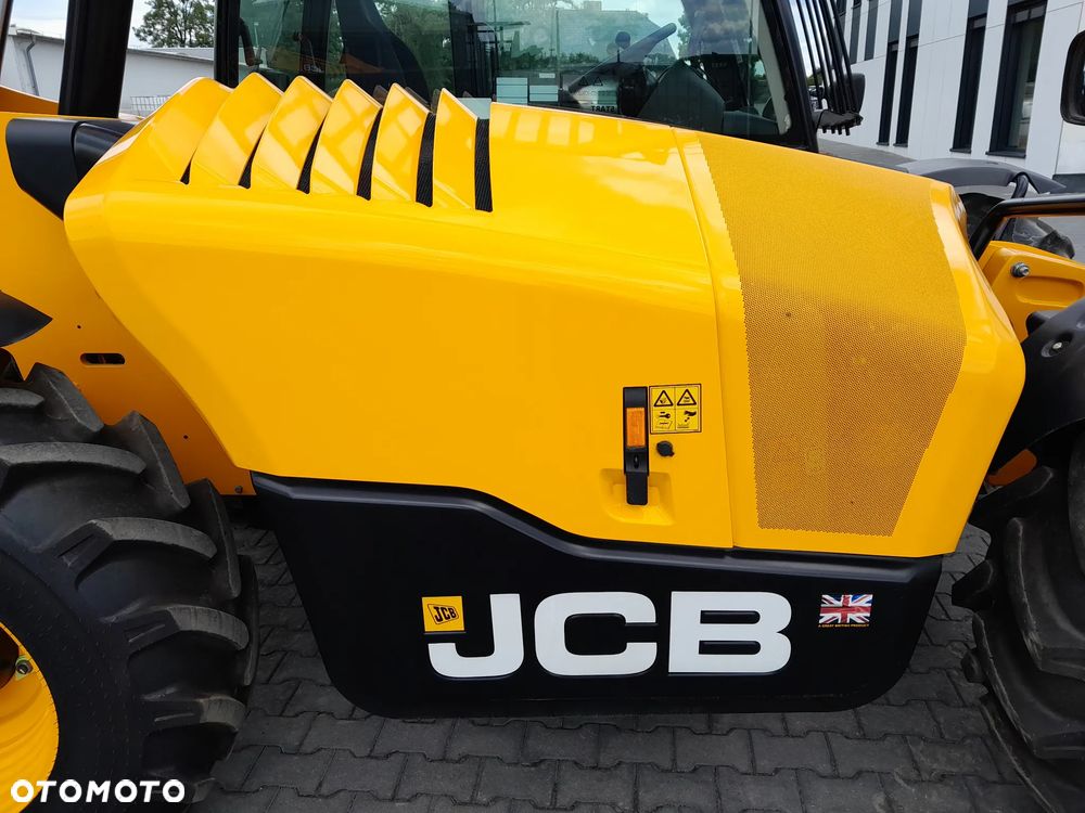 JCB 535-95 2024 JOYSTICK - 11