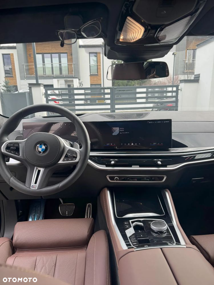 BMW X6M - 11