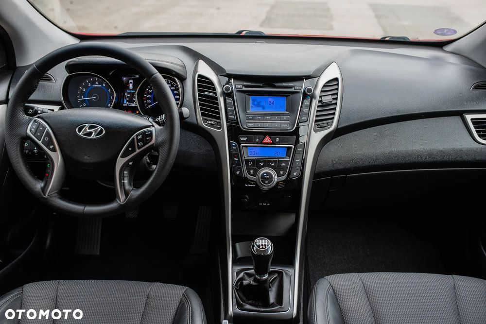 Hyundai i30 1.6 Fifa World Cup Edition - 31