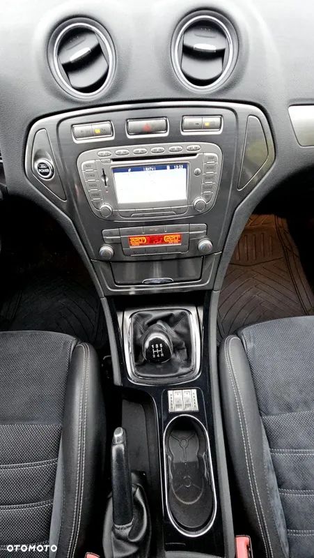 Ford Mondeo 2.0 FF Platinium X Plus (Titanium) - 14