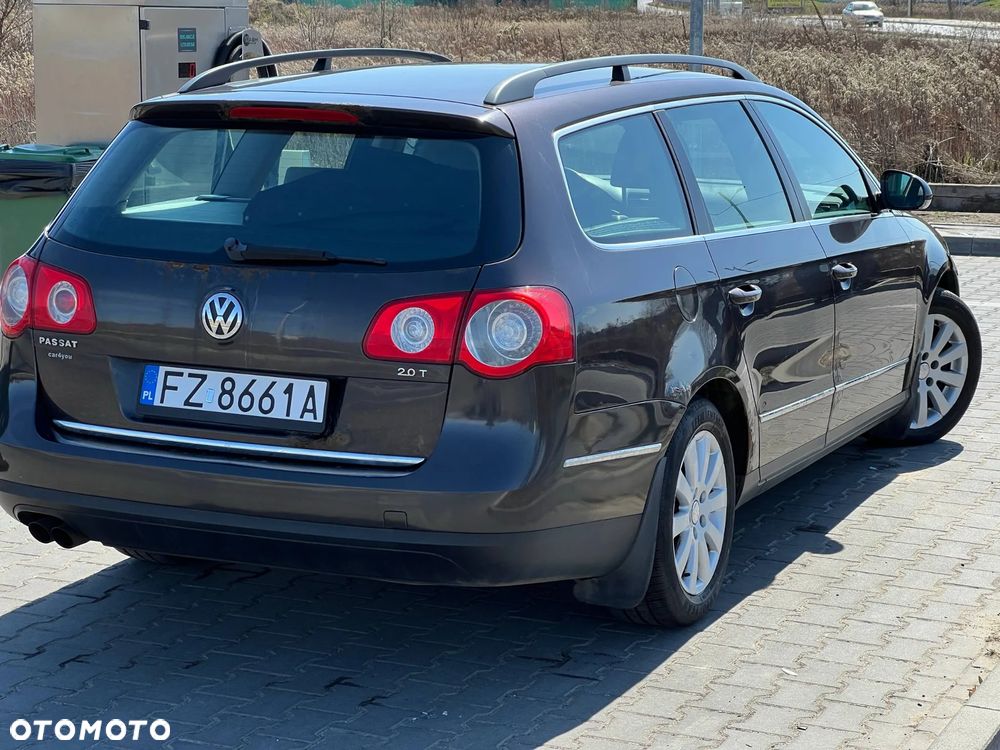 Volkswagen Passat 2.0 TDI Comfortline DSG - 2