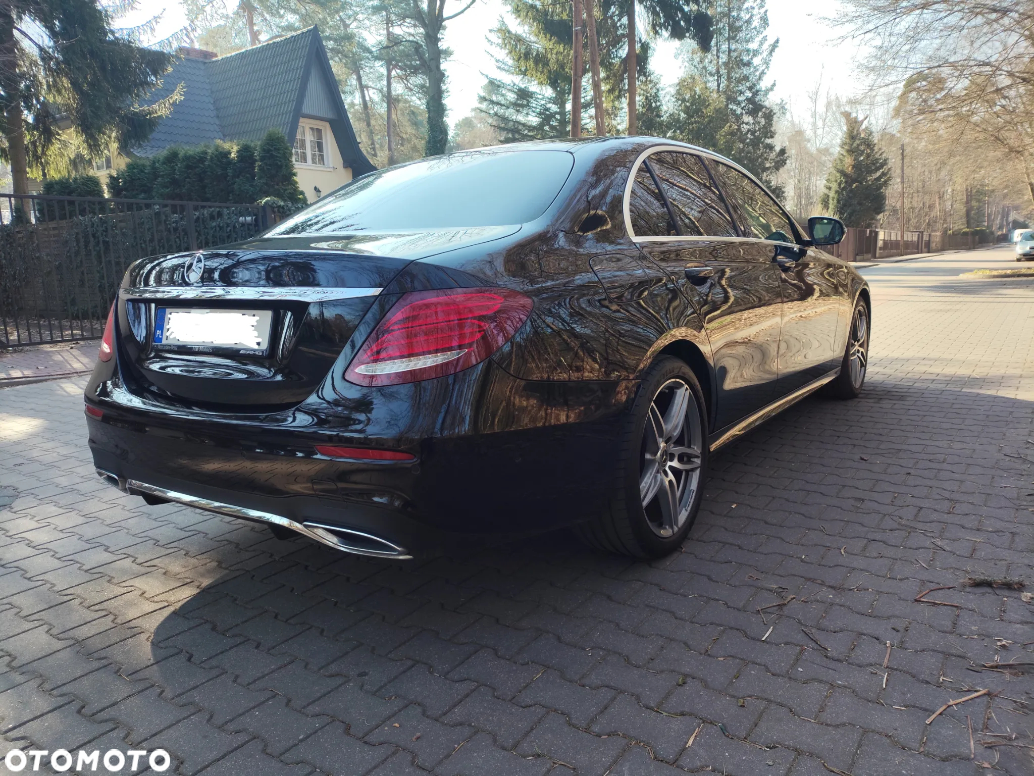 Mercedes-Benz Klasa E 220 d 4-Matic Business Edition 9G-TRONIC - 9