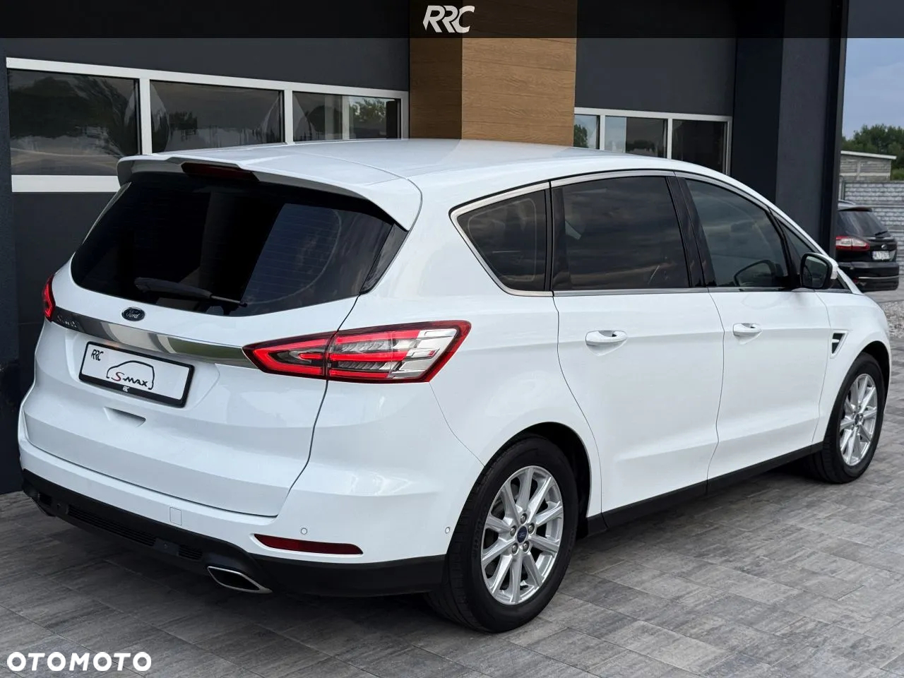 Ford S-Max 2.0 TDCi Titanium PowerShift - 15
