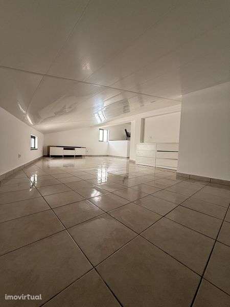 Estúdio | T0 em prédio novo - Grande imagem: 3/7