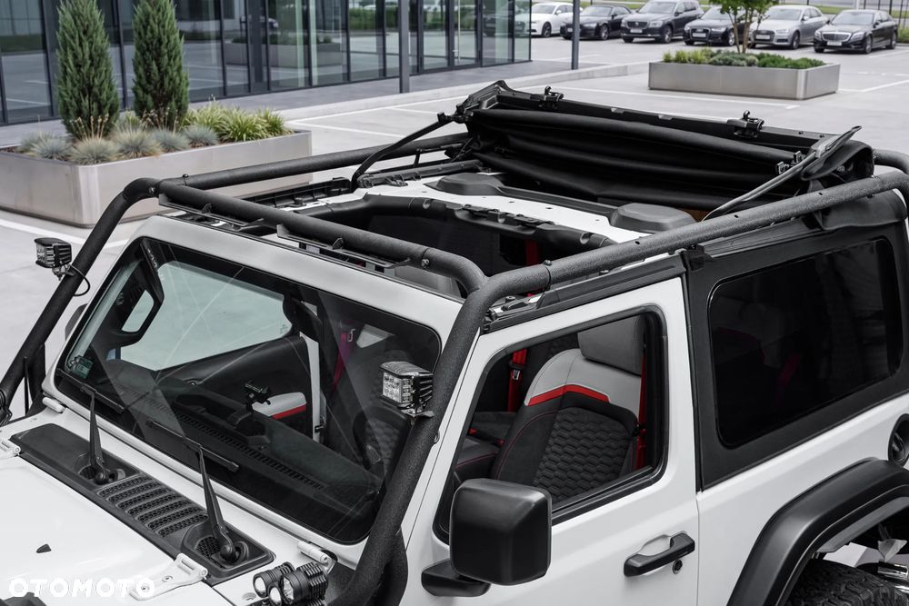 Jeep Wrangler - 15