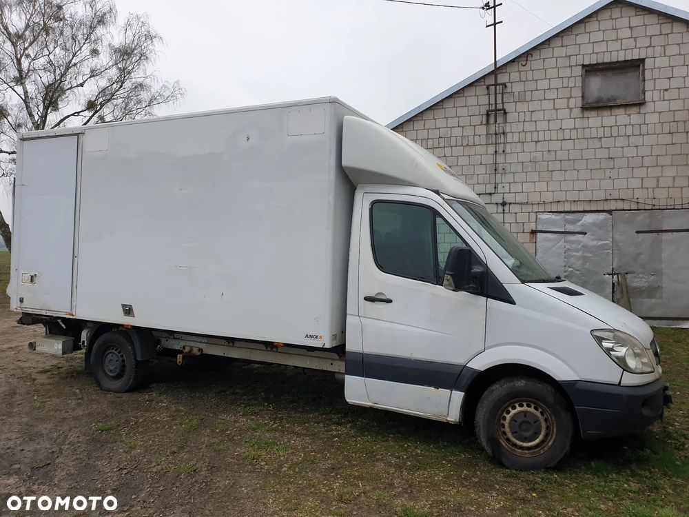 Mercedes-Benz Sprinter - 3