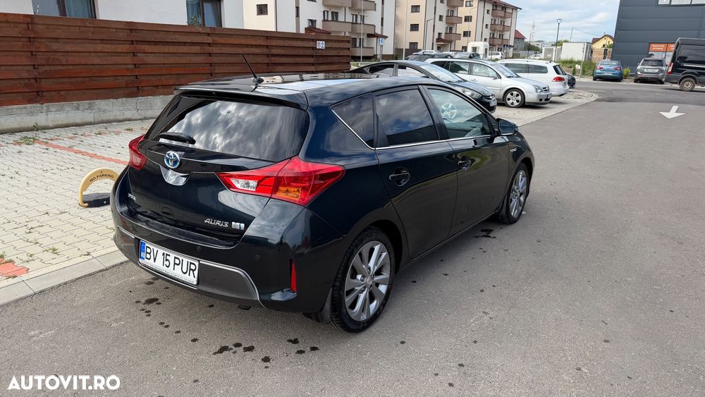 Toyota Auris - 4