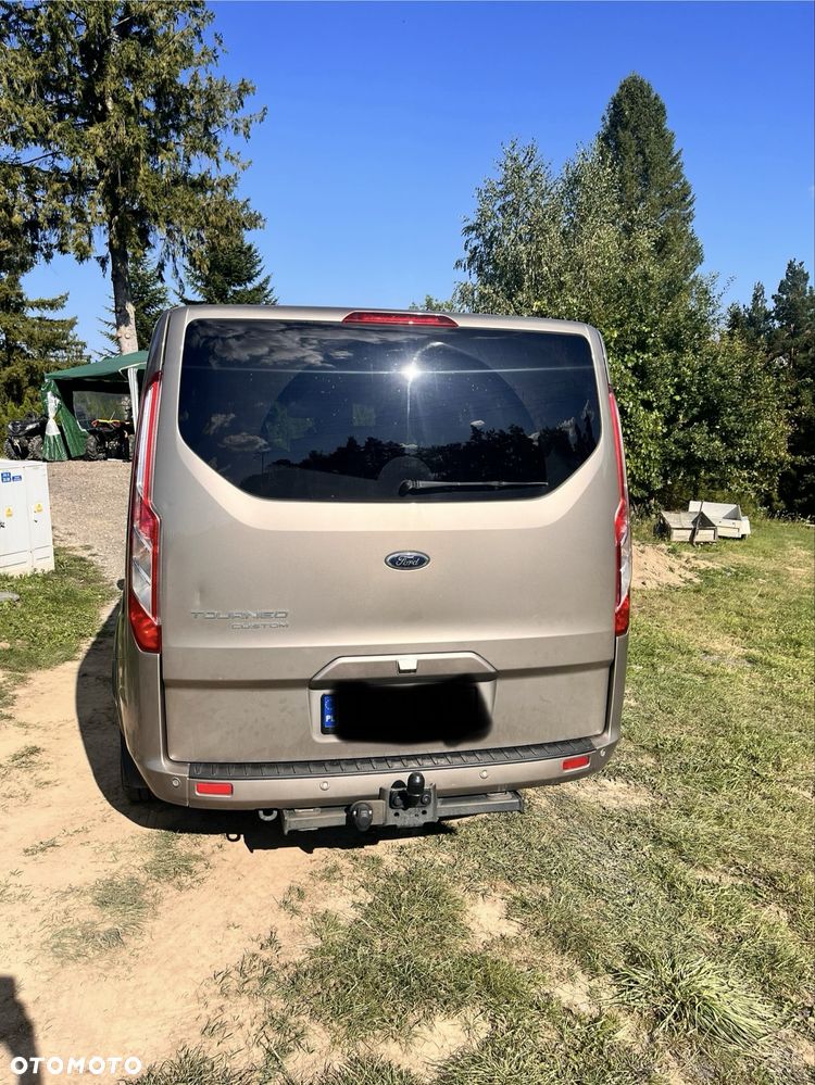 Ford Tourneo Custom - 7