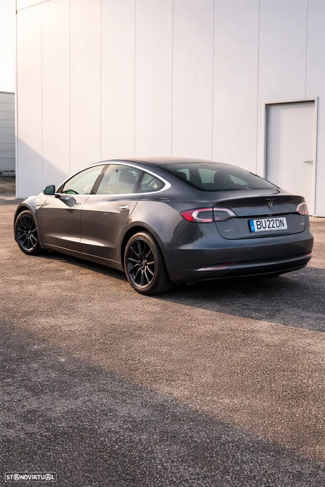 Tesla Model 3 Standard Range Plus RWD - 5