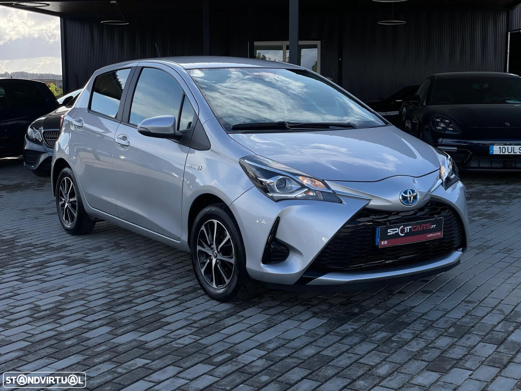 Toyota Yaris 1.5 HSD Comfort+P.Style - 7