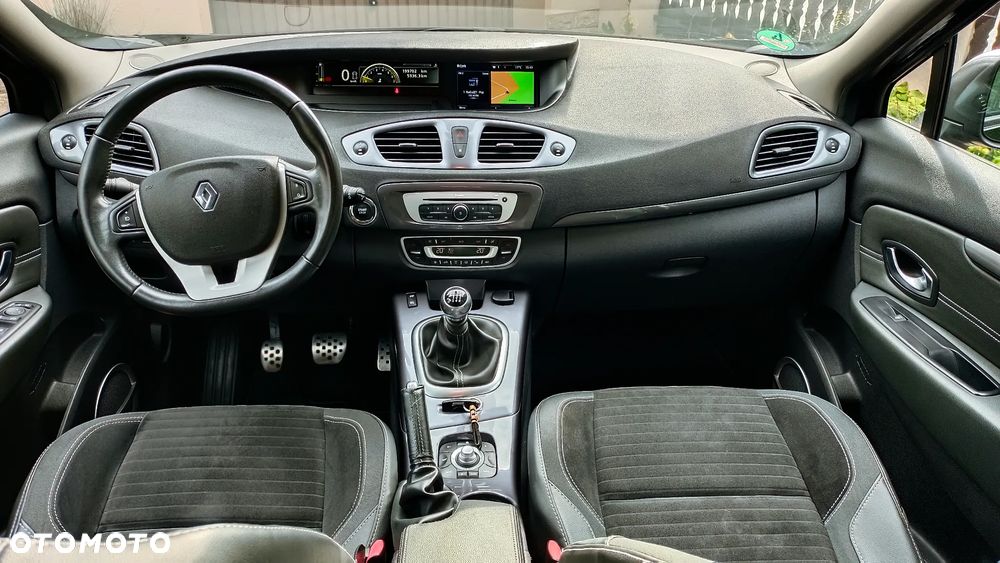 Renault Scenic ENERGY TCe 130 S&S Xmod Bose Edition - 9
