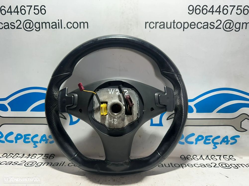 .Volante Airbag Pele Perfurada Comandos Multifunções Patilhas Flat Bottom AMG Mercedes-Benz Classe E W212 C207 Classe C W204 - 5