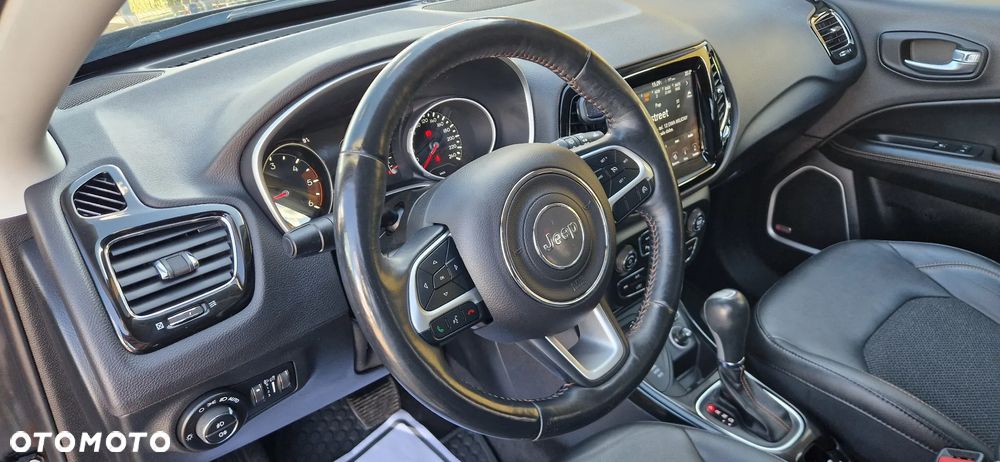 Jeep Compass 2.0 MultiJet Active Drive Automatik Limited - 32