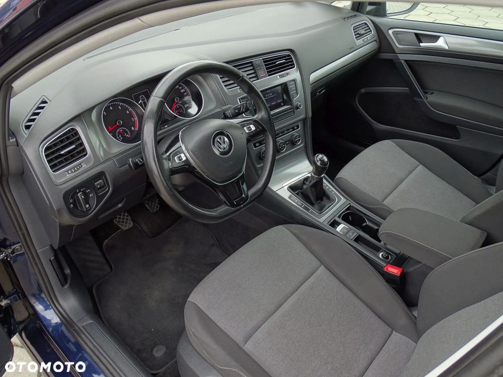 Volkswagen Golf 1.2 TSI Highline - 17