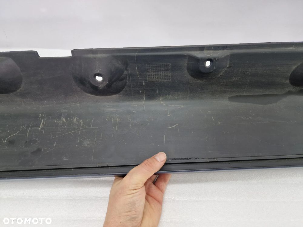 BMW E46 COMPACT 00- PRAWA LISTWA PROGOWA / NAKŁADKA PROGU , NR 51718253592 , NR AUKCJI PR285 - 9