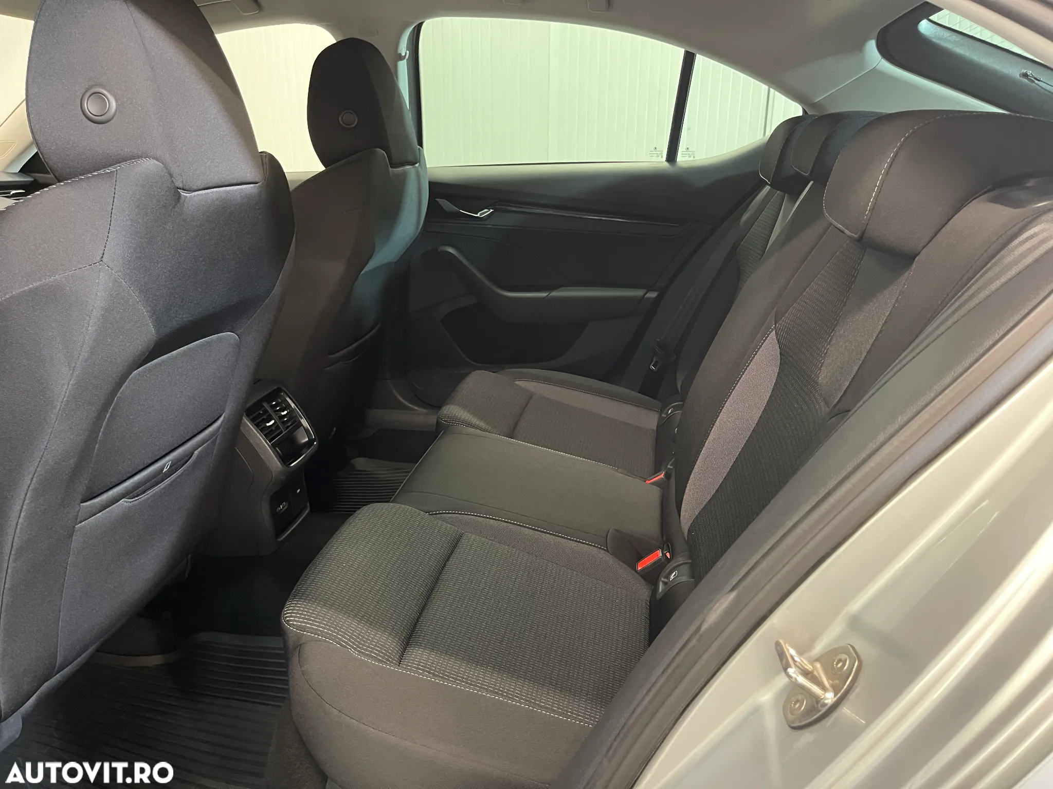 Skoda Octavia 1.5 TSI Ambition - 11