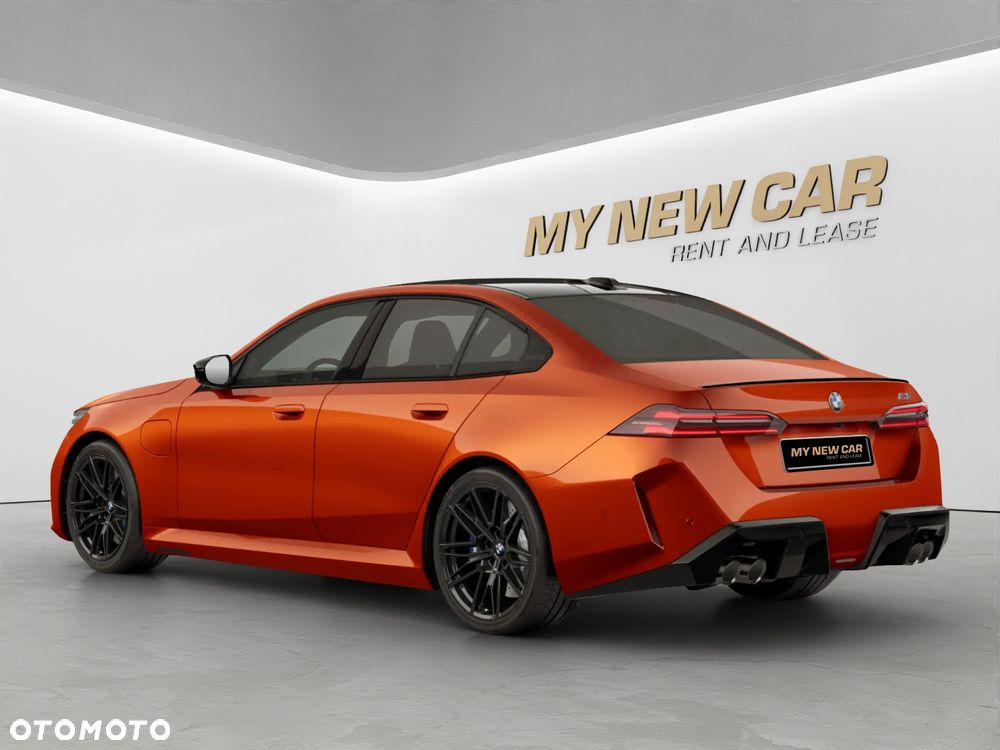 BMW M5 xDrive - 32