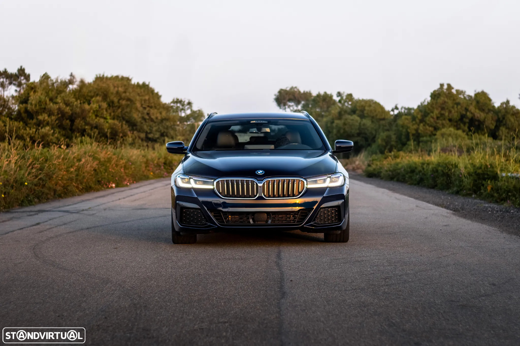 BMW 530 e Pack Desportivo M - 13
