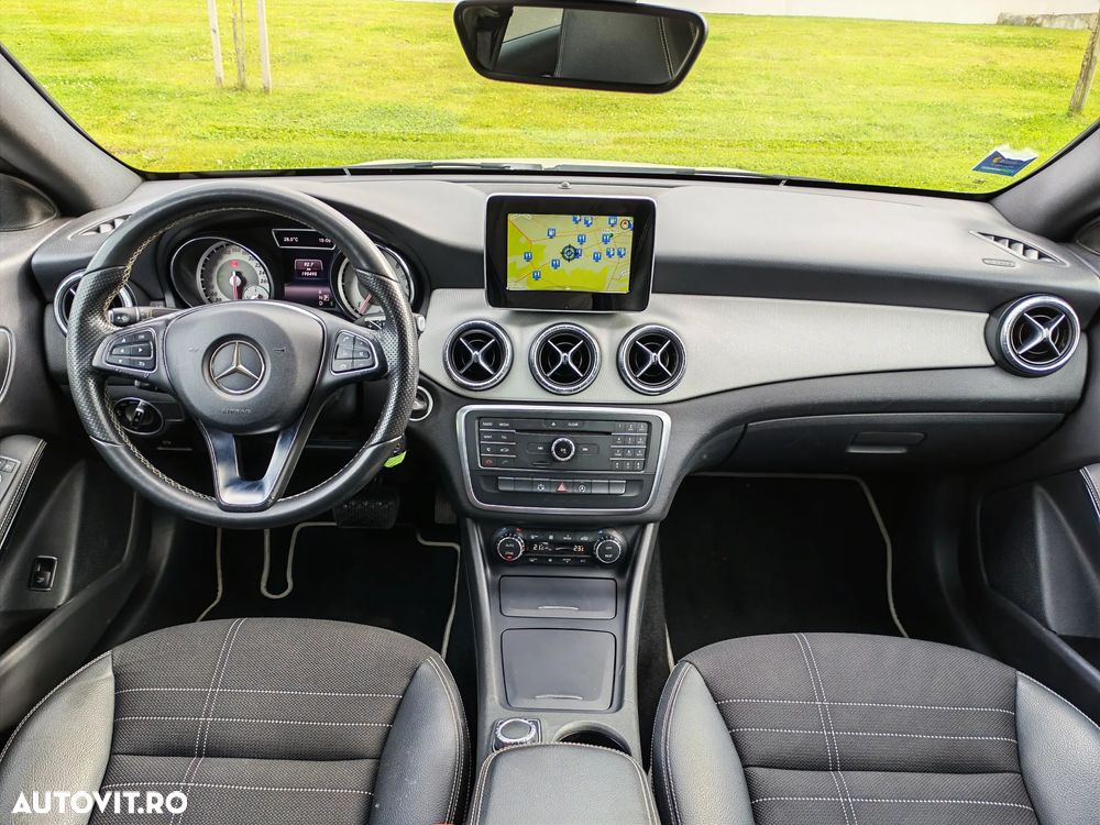 Mercedes-Benz CLA 220 - 6