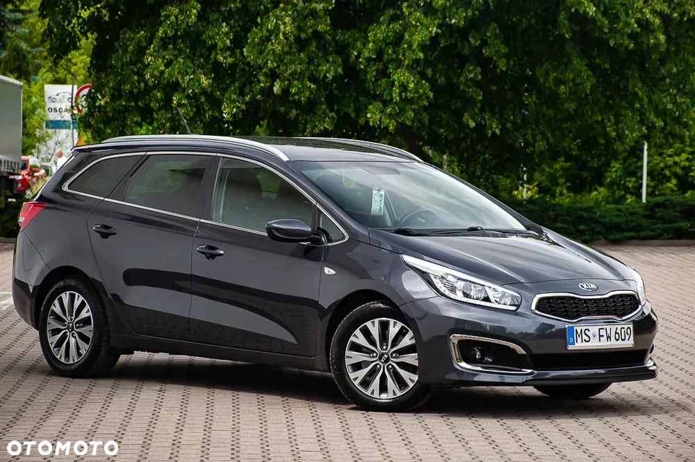 Kia Ceed 1.6 CRDi Platinum Edition - 2