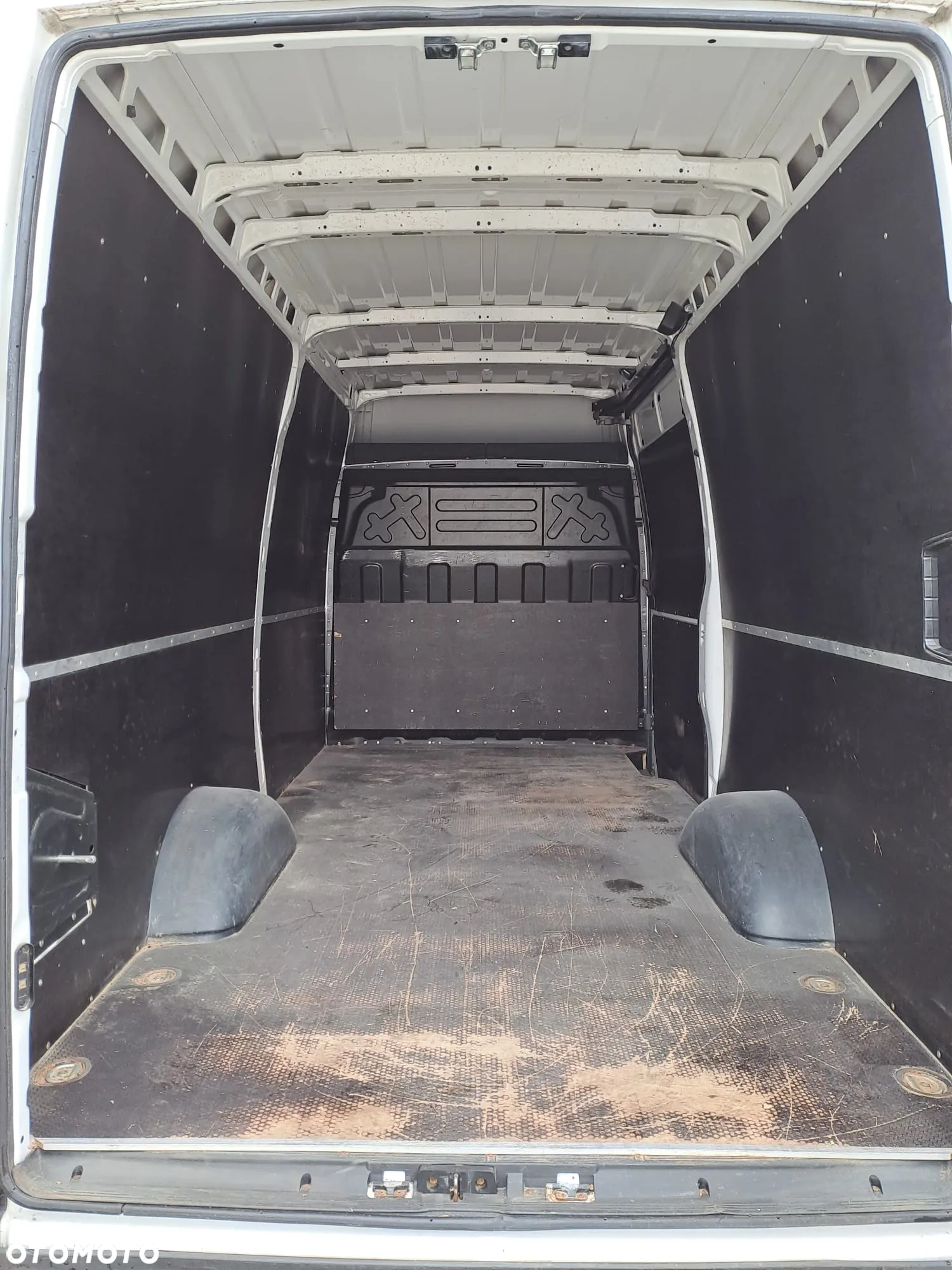 Iveco 35s16 - 4