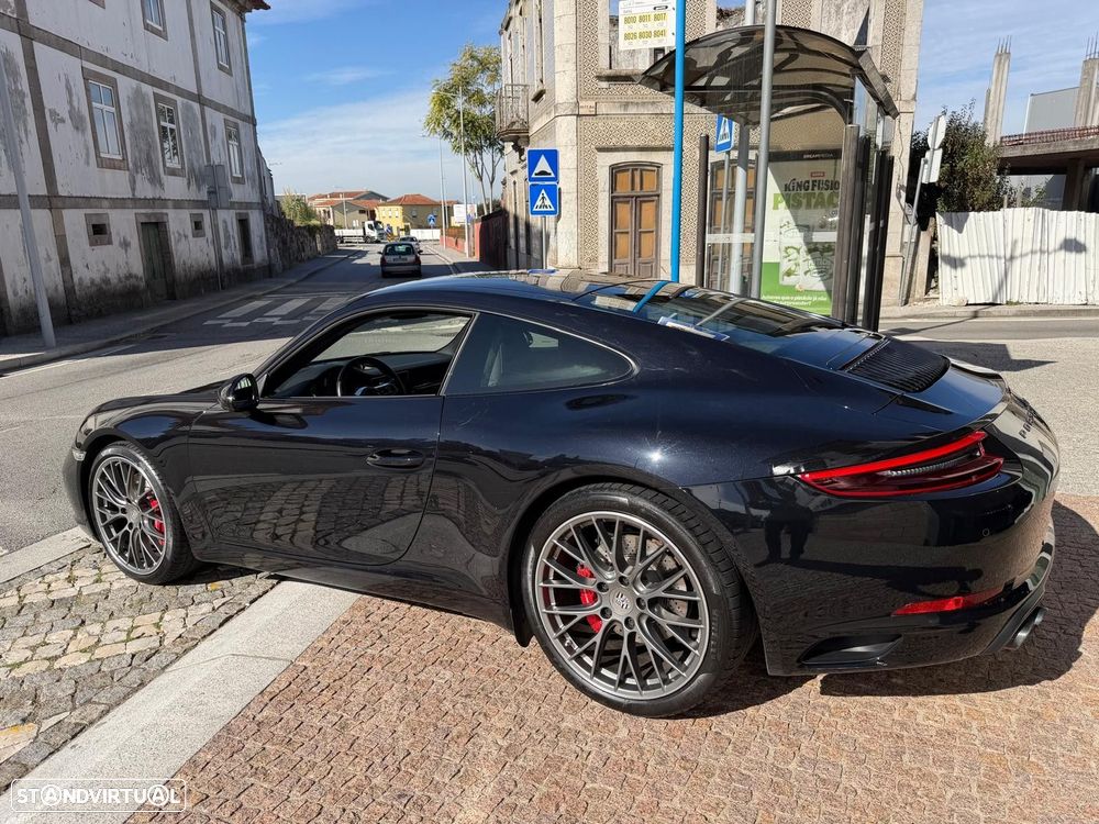 Porsche 911 2017 photo 4