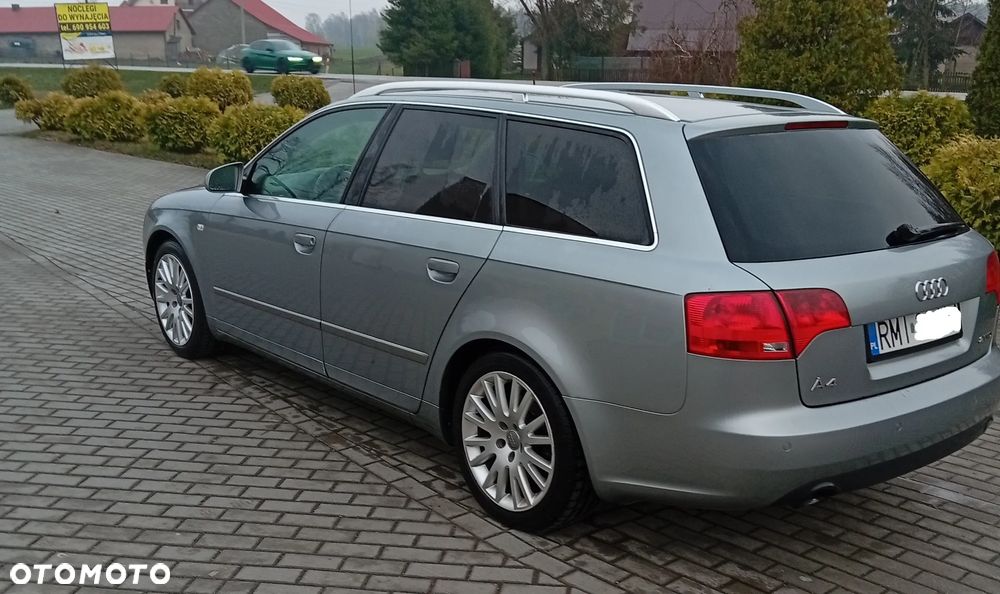 Audi A4 Avant 2.5 TDI Multitronic - 4