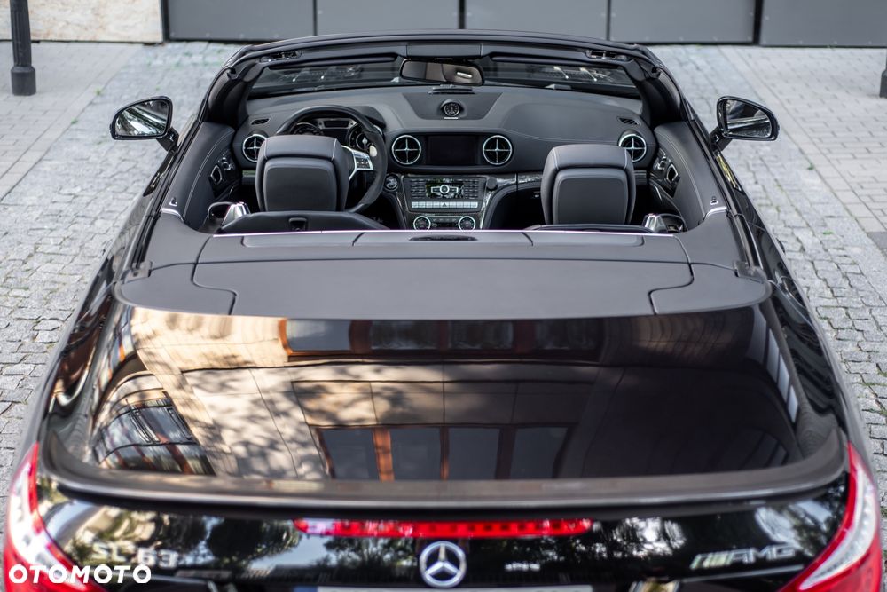 Mercedes-Benz SL 63 AMG AMG Speedshift MCT 7-Gang Sportgetriebe AMG Performance Package - 25