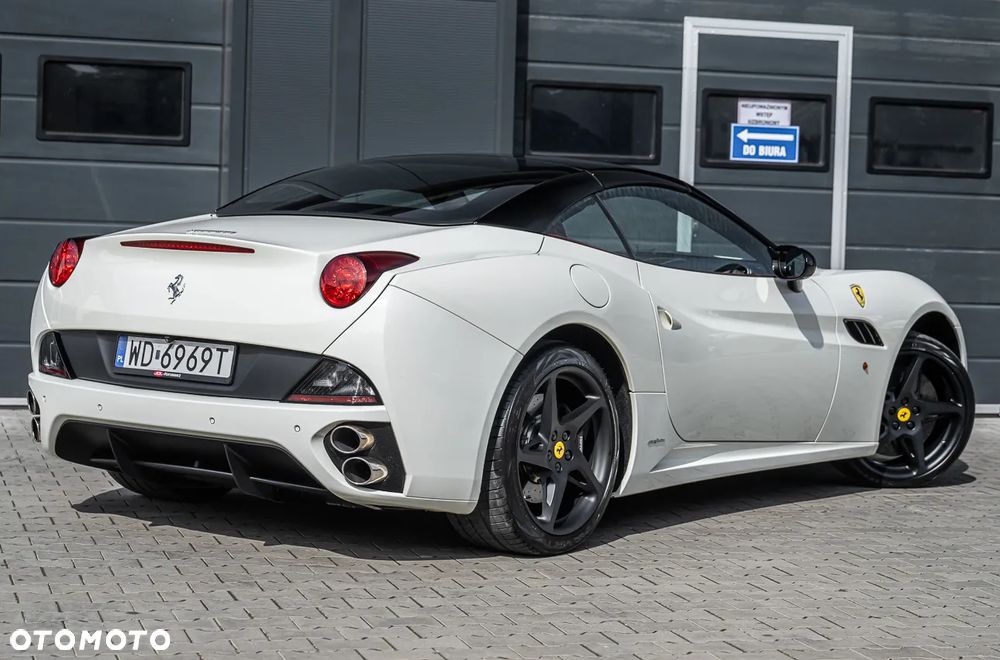 Ferrari California F1 DCT - 17