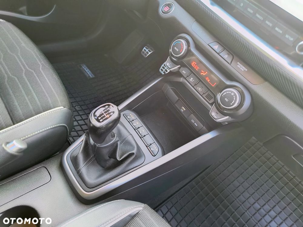 Kia Stonic 1.0 T-GDI GT Line - 15