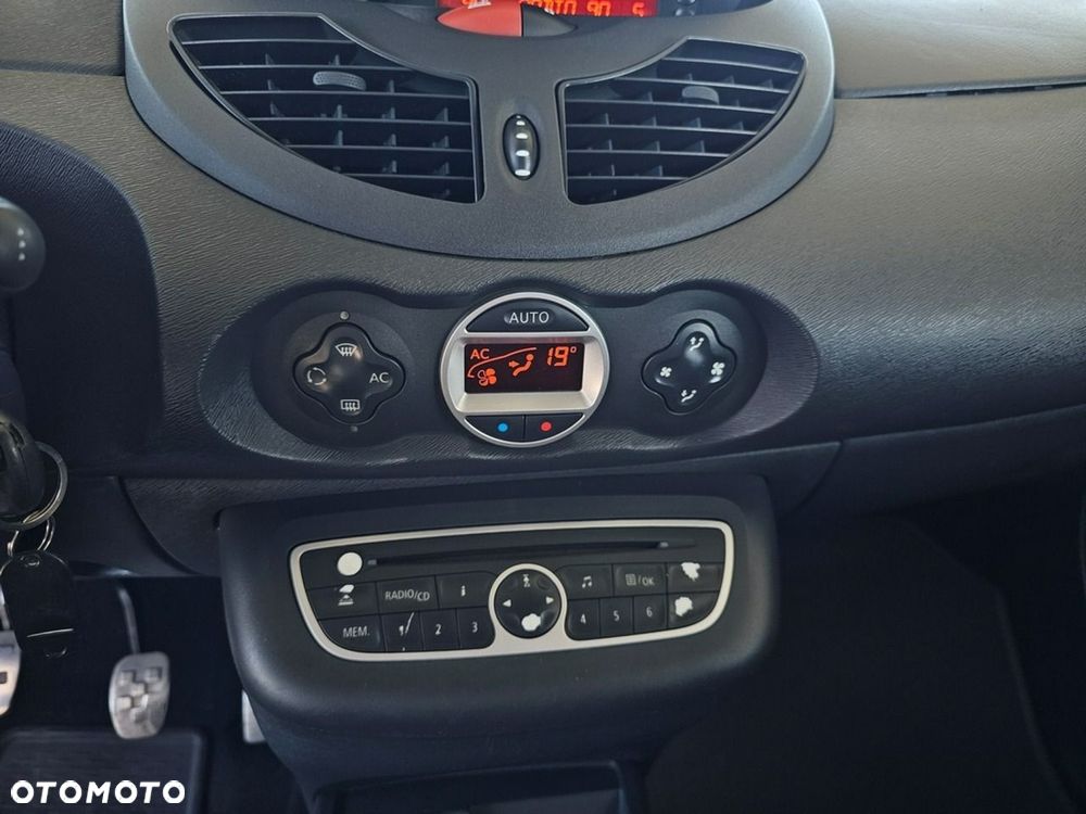 Renault Twingo - 13