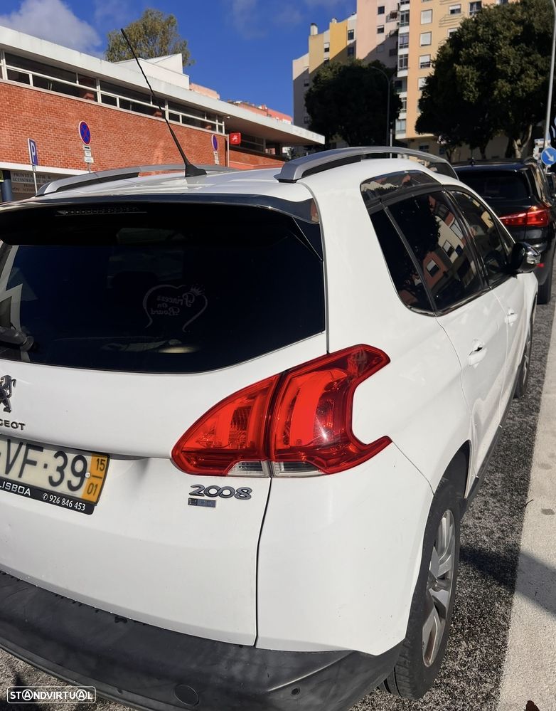 Peugeot 2008 e-HDi FAP 92 ETG6 STOP & START Allure - 5