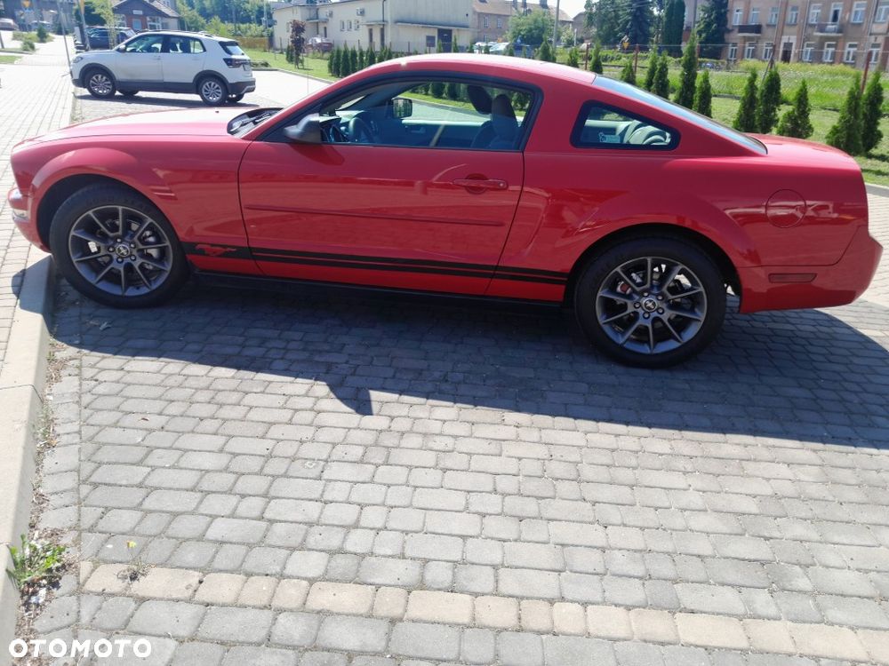 Ford Mustang - 5
