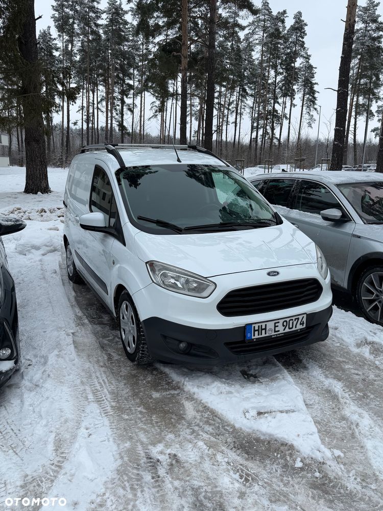 Ford Transit Courier - 1