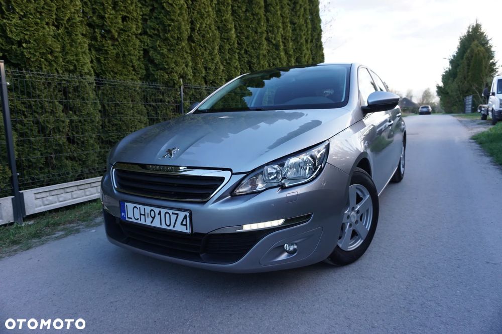 Peugeot 308 125 THP Allure - 1