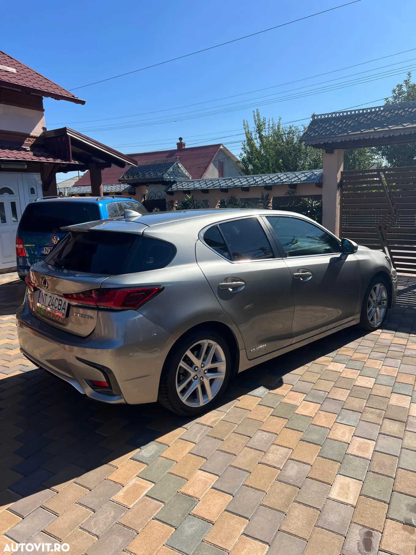 Lexus CT - 5