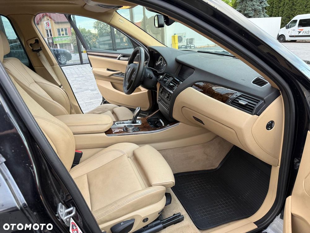 BMW X4 xDrive20d xLine - 12