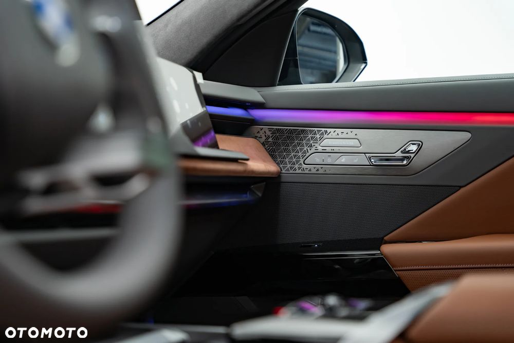 BMW Seria 7 - 22