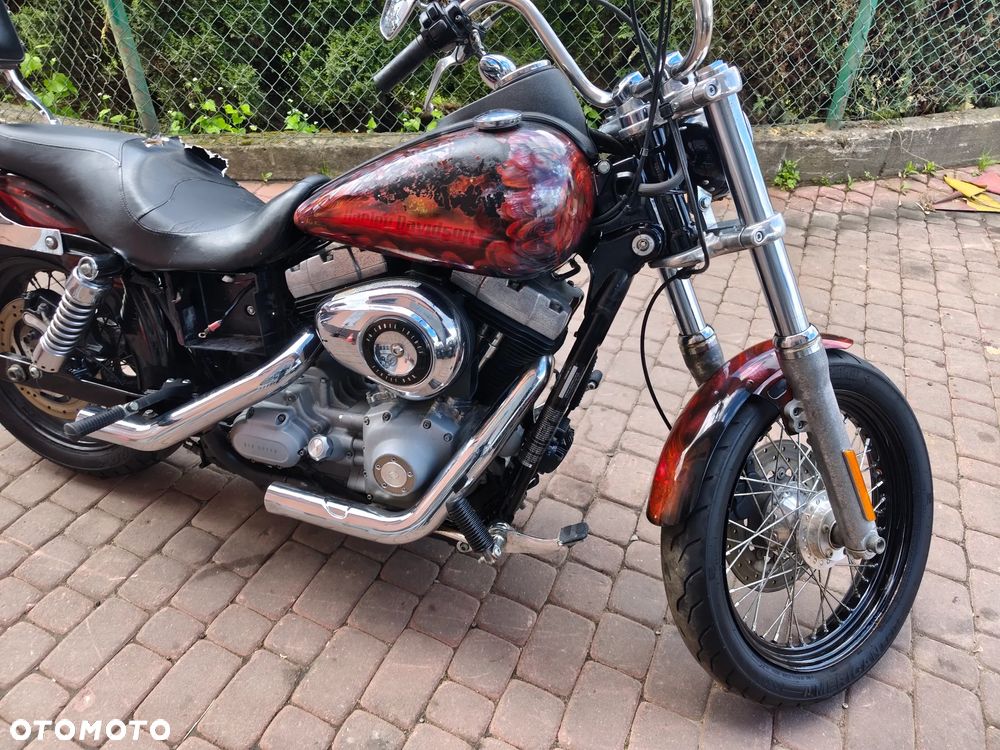 Harley-Davidson Dyna Street Bob - 25