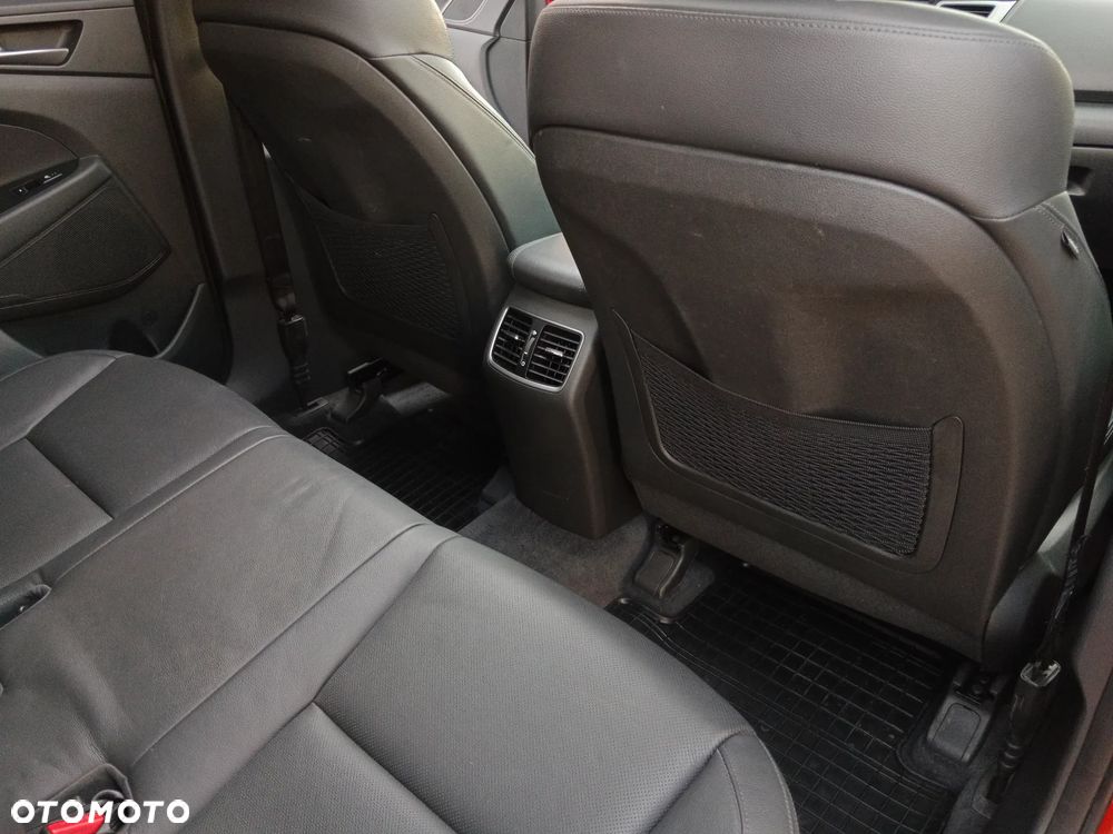 Hyundai Tucson 1.6 Turbo 4WD DCT Premium - 24