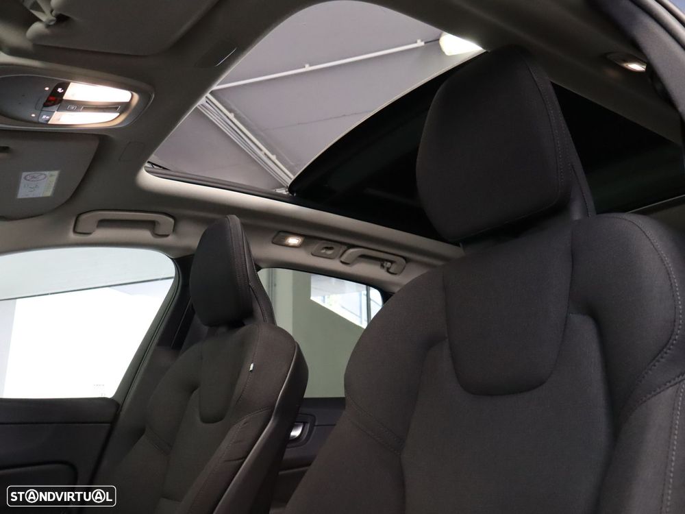 Volvo XC 60 2.0 T6 PHEV Inscription AWD - 20