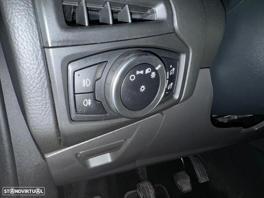 Ford Focus 1.0 EcoBoost Titanium - 17
