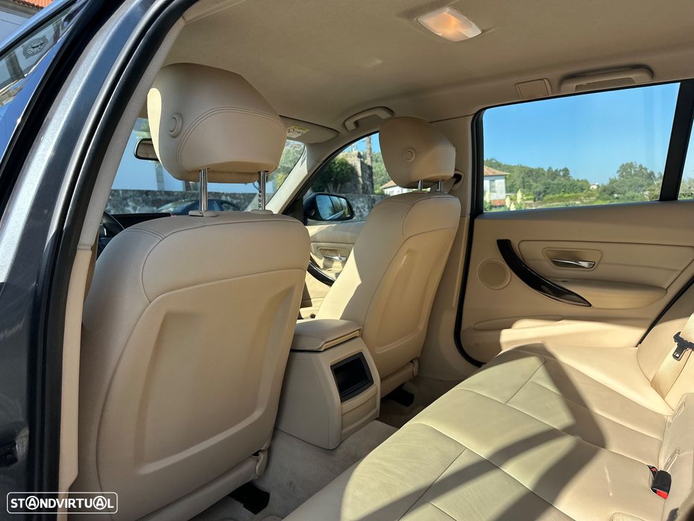 BMW 320 d Auto Line Luxury - 27